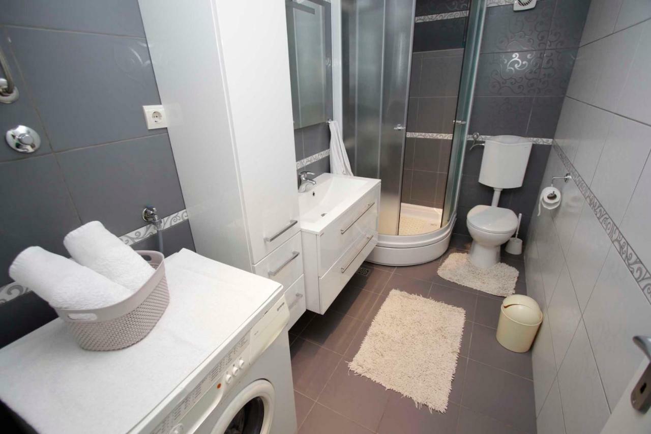 Apartmani Ivona & Ivo Makarska Kültér fotó